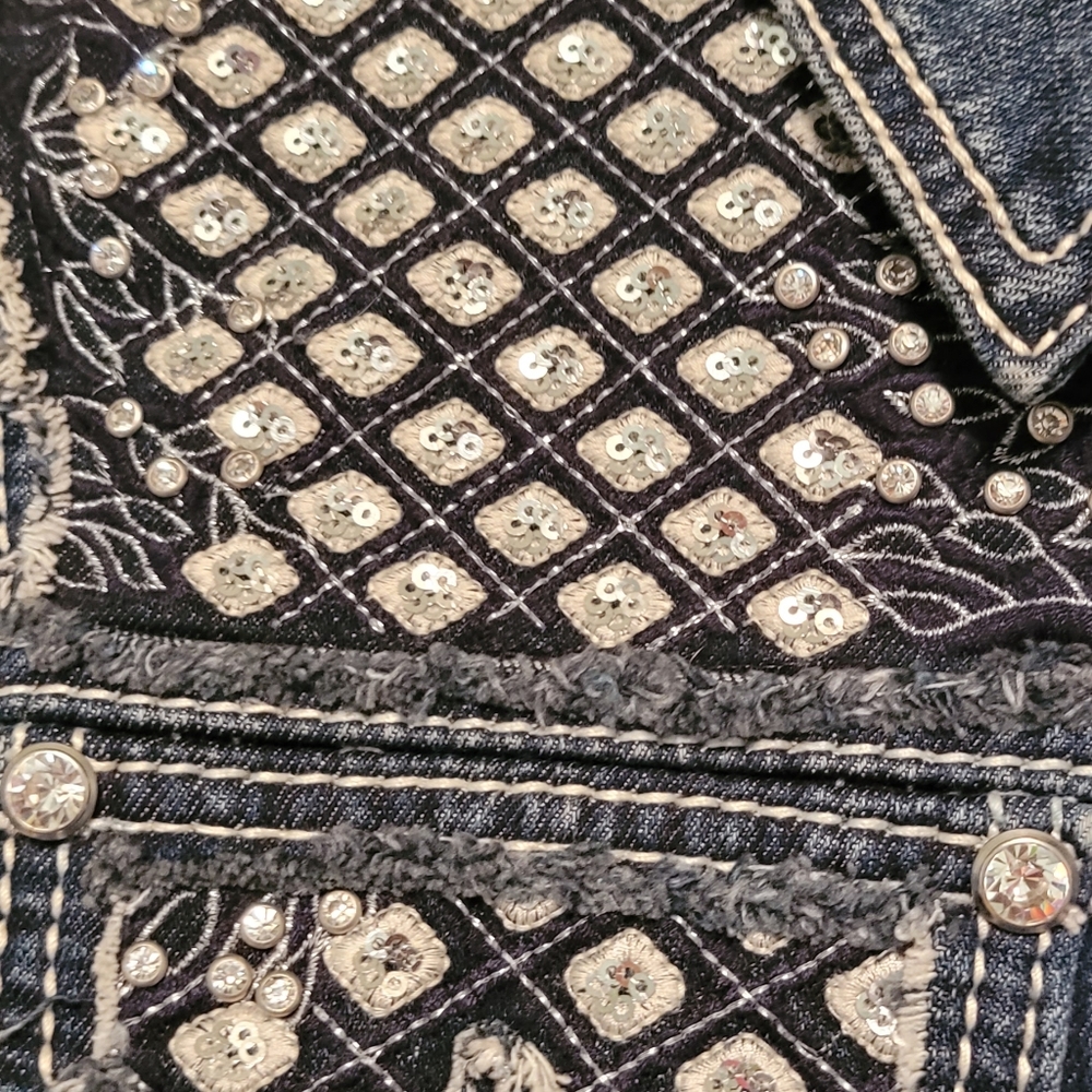 Jacket - Picture 3 of 6